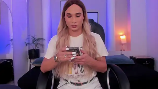 Juanita  acosta1 online show from January 17, 2026, 5:45 am