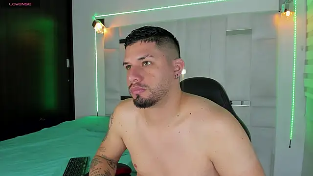 Jacob19  online show from September 19, 2025, 12:06 pm