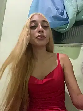 loirinhaaa online show from April 12, 2026, 2:16 am