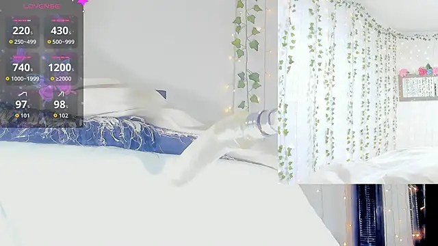 Ashley  Jones   online show from March 26, 2026, 9:04 am