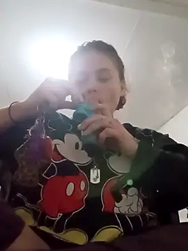 cicithtbitch online show from December 18, 2025, 5:08 pm