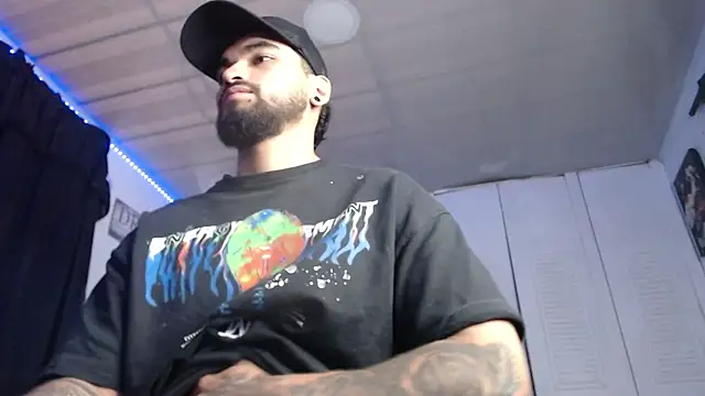 Chrys harris77 online show from October 6, 2025, 9:56 pm