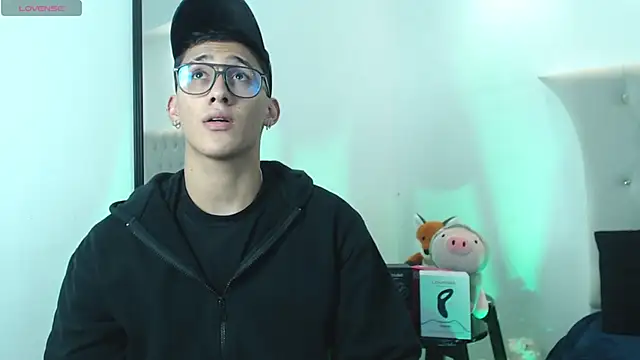 SalvadorFit online show from February 5, 2026, 8:24 pm