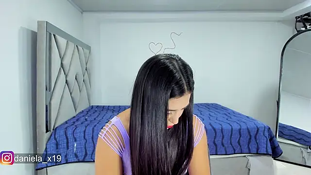 Daniela x19 online show from February 19, 2026, 12:39 am