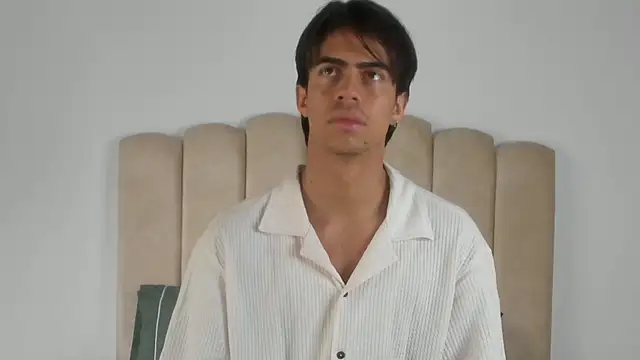 cody pipper  online show from October 3, 2025, 12:35 pm