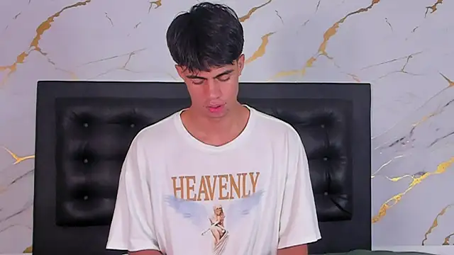 cody pipper  online show from November 15, 2025, 9:11 pm