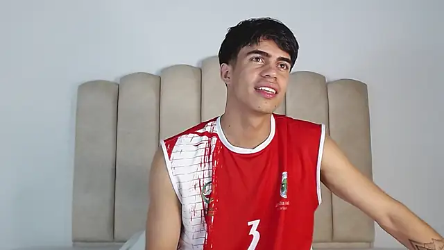 cody pipper  online show from November 20, 2025, 3:39 am