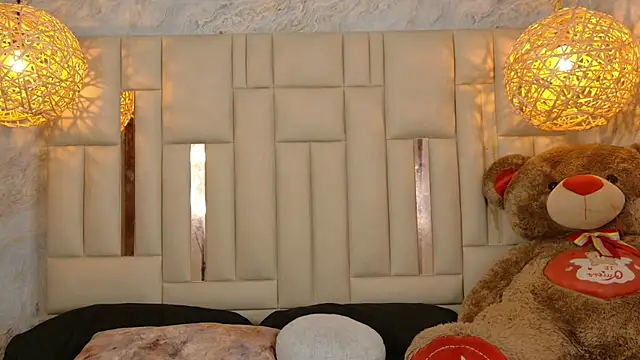 Snapshot of Dixiebelle chatting on July 14, 2026, 10:15 pm Dixiebelle online show from July 14, 2026, 10:15 pm