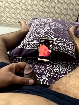 aflatoon121 online show from October 5, 2025, 10:24 am