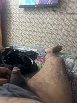 Snapshot of aflatoon121 chatting on November 12, 2025, 1:44 pm aflatoon121 online show from November 12, 2025, 1:44 pm