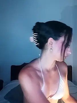 Vale stone  online show from November 2, 2025, 3:25 pm