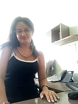 Snapshot of ValeriaLove43211 chatting on September 22, 2025, 6:59 am ValeriaLove43211 online show from September 22, 2025, 6:59 am