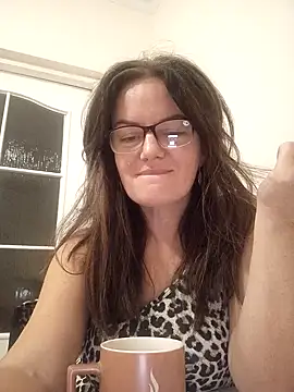 Snapshot of ValeriaLove43211 chatting on October 5, 2025, 6:50 pm ValeriaLove43211 online show from October 5, 2025, 6:50 pm