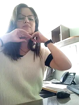 Snapshot of ValeriaLove43211 chatting on October 8, 2025, 8:01 am ValeriaLove43211 online show from October 8, 2025, 8:01 am