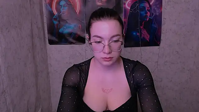 MiraBabe  online show from February 25, 2026, 12:37 pm