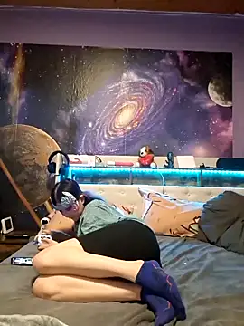 Snapshot of Hot_SkinnyGirl chatting on November 1, 2025, 1:35 pm Hot SkinnyGirl online show from November 1, 2025, 1:35 pm