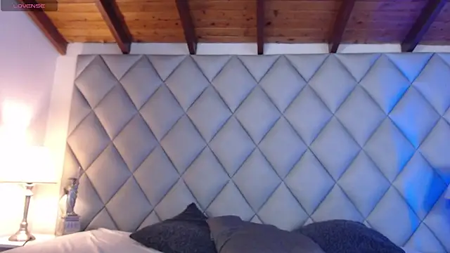 Clement Reyes online show from October 28, 2025, 12:52 pm