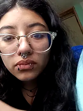 SabrinaV  online show from February 22, 2026, 6:39 pm