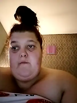 SassyClassyxox online show from October 16, 2025, 8:54 pm