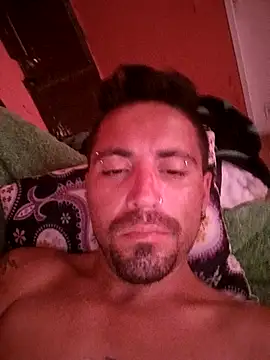 Snapshot of Lionardovssf35 chatting on January 7, 2026, 2:52 pm Lionardovssf35 online show from January 7, 2026, 2:52 pm