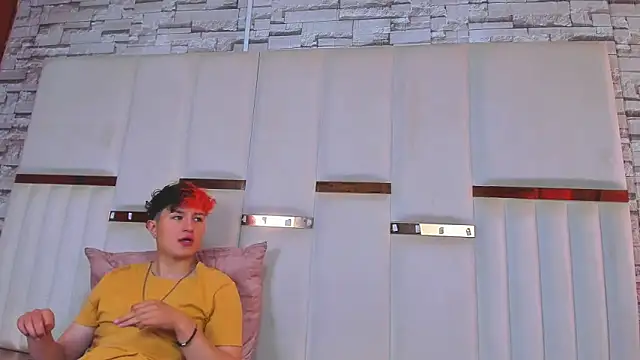 ANLLELOAndANGELA online show from October 10, 2025, 3:55 pm