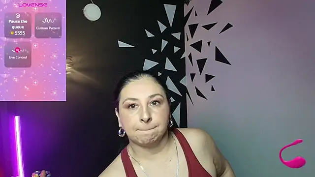 AgataThompson  online show from October 9, 2025, 7:34 pm