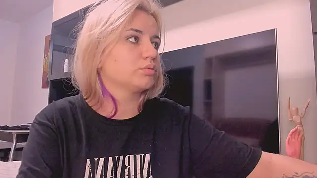 Snapshot of BarbaraSiren chatting on October 30, 2025, 10:38 am BarbaraSiren online show from October 30, 2025, 10:38 am