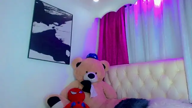 Julia Bulette1 online show from February 8, 2026, 1:42 am