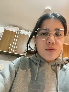 Snapshot of Atenea777 chatting on September 30, 2025, 3:33 am Atenea777 online show from September 30, 2025, 3:33 am