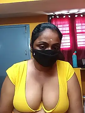 queendivya online show from March 16, 2026, 5:24 am