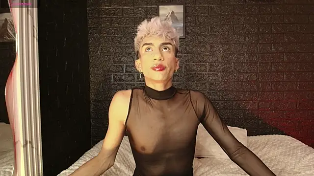 Snapshot of Erick_Velveth chatting on October 12, 2025, 10:09 pm Erick Velveth online show from October 12, 2025, 10:09 pm