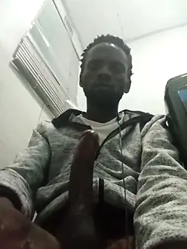 Snapshot of sendelimnyama chatting on November 9, 2025, 11:36 pm sendelimnyama online show from November 9, 2025, 11:36 pm
