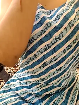 Snapshot of Sweets-jaanu chatting on March 31, 2026, 4:46 am Sweets-jaanu online show from March 31, 2026, 4:46 am