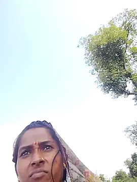 Hot reshmaji online show from November 2, 2025, 6:05 am