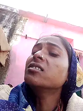 Hot reshmaji online show from February 6, 2026, 3:55 am