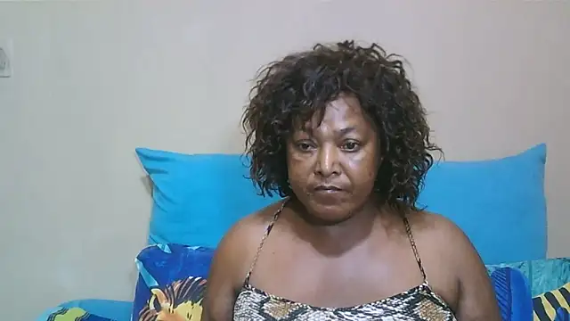 GAIGANTICBOOBS online show from April 15, 2026, 5:31 pm