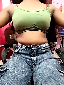 Snapshot of pari_rani7 chatting on September 21, 2025, 5:31 am pari rani7 online show from September 21, 2025, 5:31 am