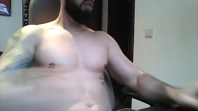 Snapshot of yourfantasy777 chatting on June 13, 2026, 7:34 pm yourfantasy777 online show from June 13, 2026, 7:34 pm