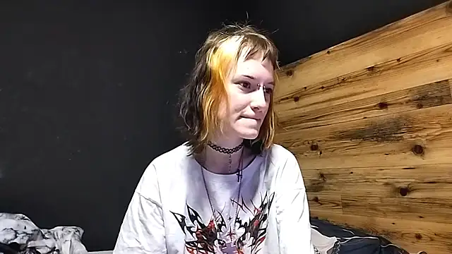 JenaeRadloff online show from October 22, 2025, 6:46 am