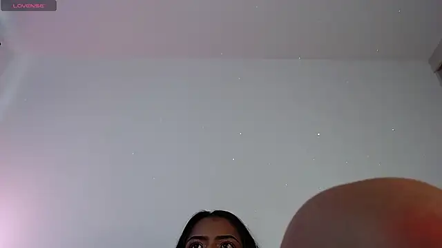 Camila Torresss online show from April 14, 2026, 8:15 pm