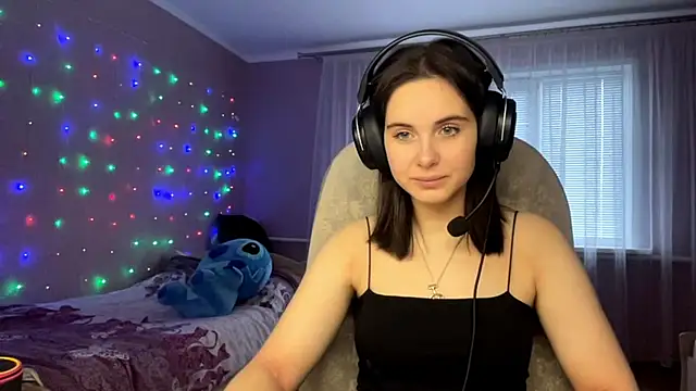 MollyPartey online show from October 24, 2025, 9:28 am