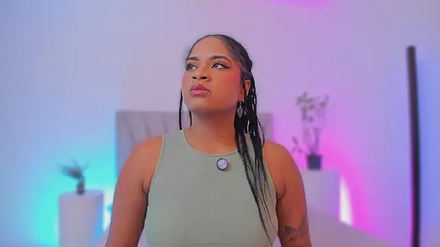 camilafoox7 online show from March 15, 2026, 4:46 pm