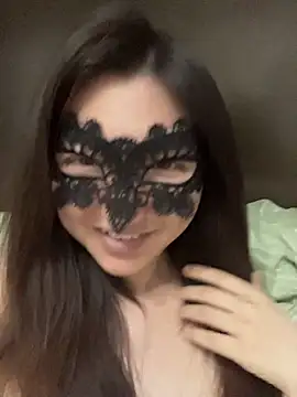 Snapshot of fioralba chatting on May 30, 2026, 12:30 am fioralba online show from May 30, 2026, 12:30 am
