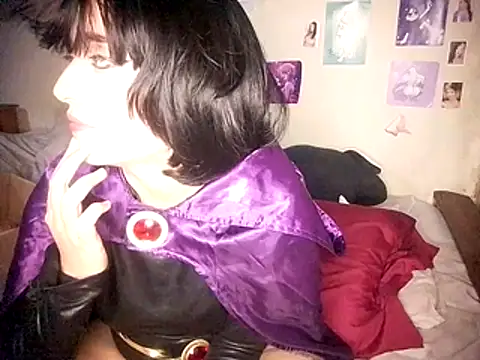 Snapshot of lucianasama chatting on July 7, 2026, 6:47 am lucianasama online show from July 7, 2026, 6:47 am