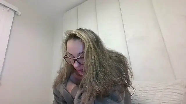 Snapshot of Scotishminx25 chatting on September 27, 2025, 5:40 pm Scotishminx25 online show from September 27, 2025, 5:40 pm
