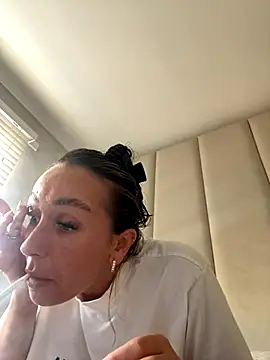 Snapshot of Scotishminx25 chatting on October 23, 2025, 1:10 pm Scotishminx25 online show from October 23, 2025, 1:10 pm