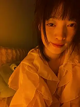 Tramy xx online show from June 18, 2026, 4:44 pm