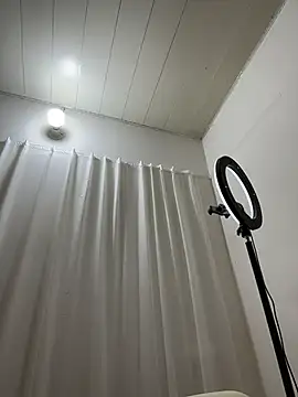 AZ37866 online show from April 2, 2026, 2:04 pm