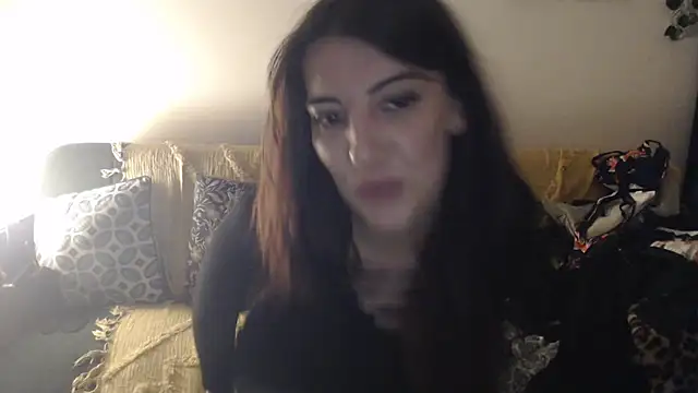 Snapshot of LolaHoop chatting on October 29, 2025, 9:27 pm LolaHoop online show from October 29, 2025, 9:27 pm