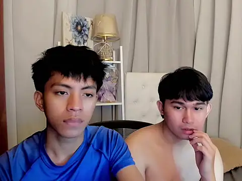 jayxxxlovescock online show from February 26, 2026, 6:29 pm